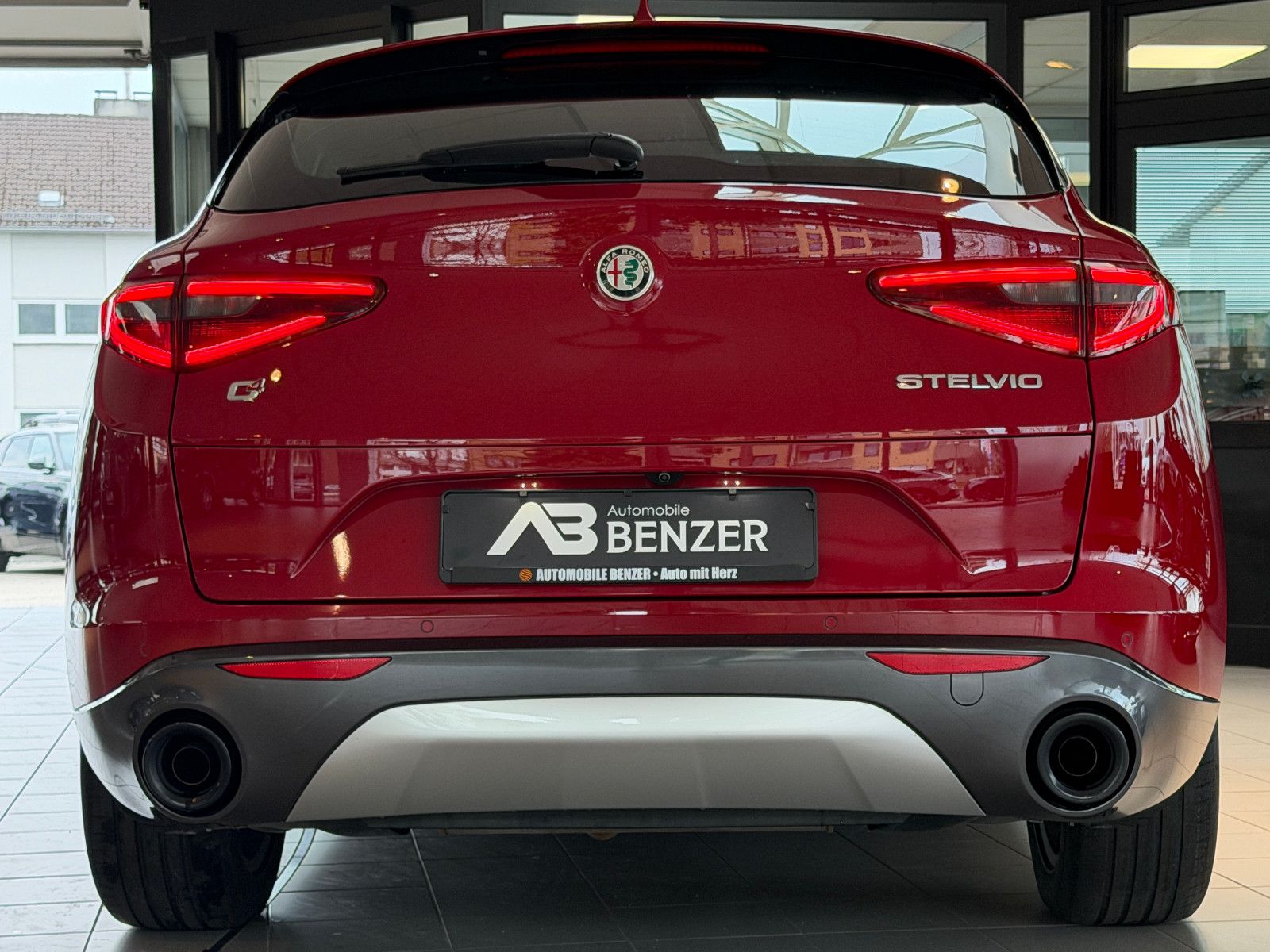 Fahrzeugabbildung Alfa Romeo Stelvio Ti Q4/MEMORY/ACC/NAVI/KAMERA/SHZ/KLIMA