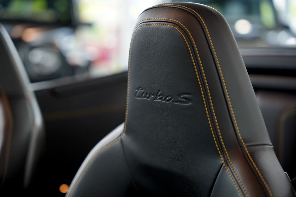Porsche 992