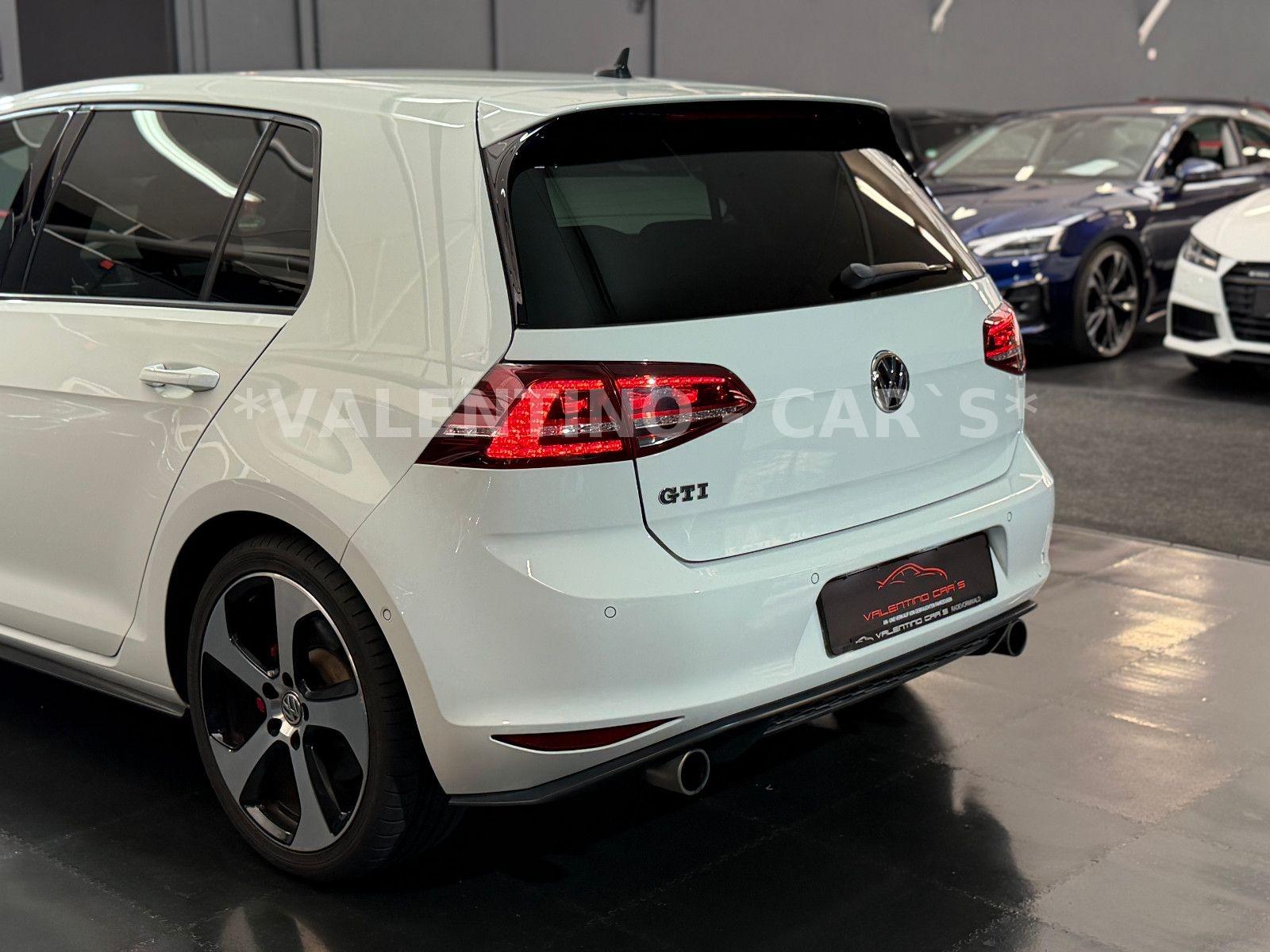 Volkswagen Golf VII Lim. GTI Navi/Temp/Parklenk/Shz/BiXen