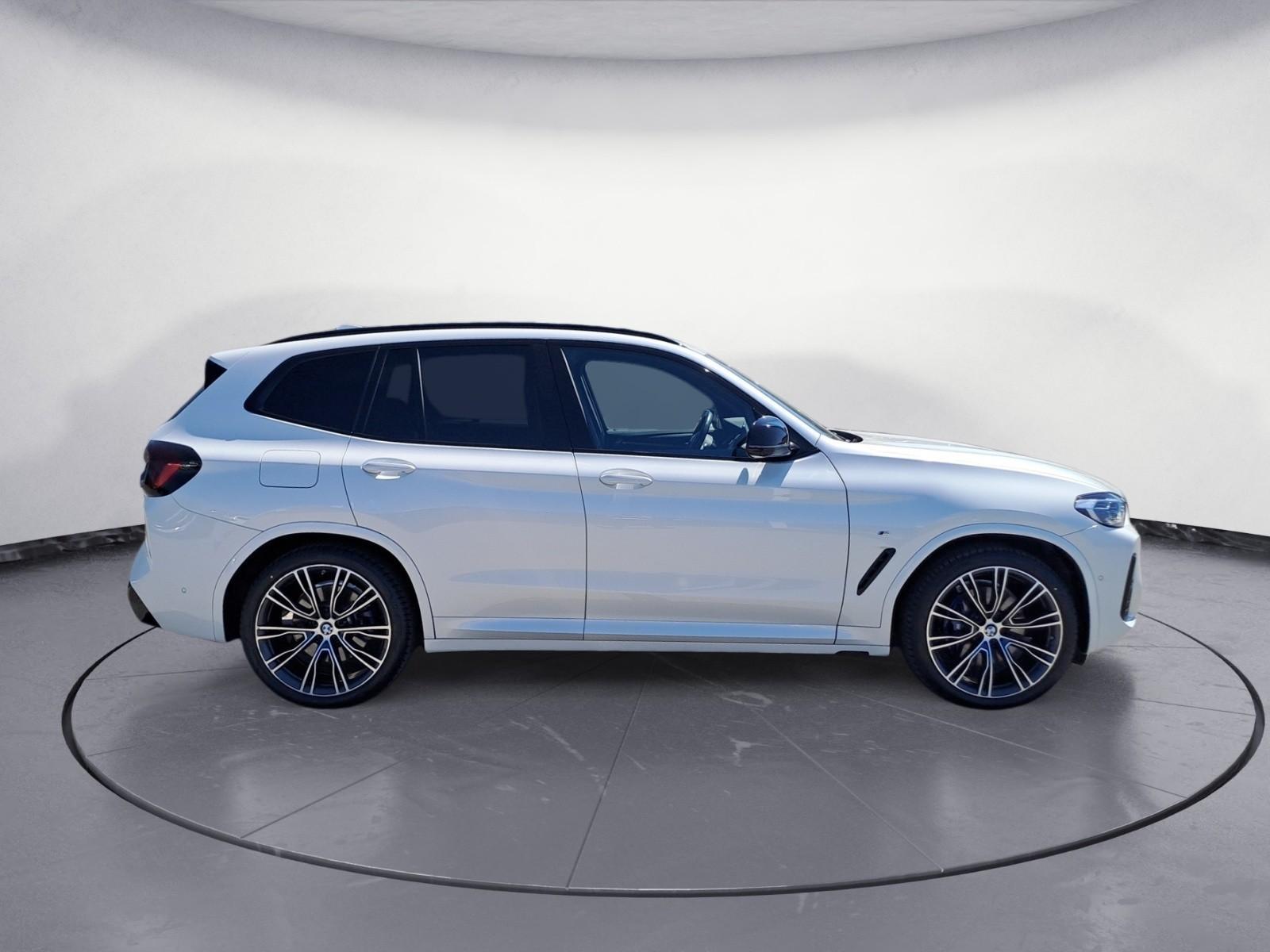 BMW X3 M40d AT Standheiz. Panorama AHK Head up Laser