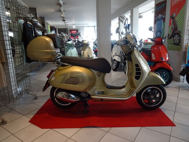 Vespa GTS 300 75th Ani-mit Tasche+Topcase-