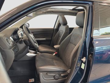 Fotografie 14 des Suzuki Vitara 1.5 Comfort+ Automatik Schiebedach Navi