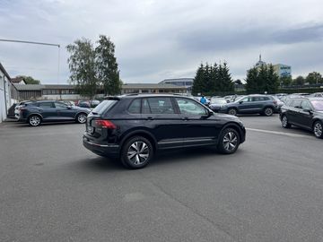 Volkswagen Tiguan - 8
