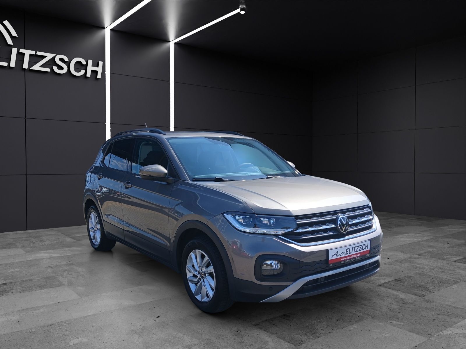 Fahrzeugabbildung Volkswagen T-Cross TSI Life LED