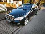 Mercedes-Benz Mercedes Benz S Klasse 450 Benzin  mit LPG... - Mercedes-Benz E 450 von privat