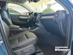Foto Nummer 17: VOLVO XC 40