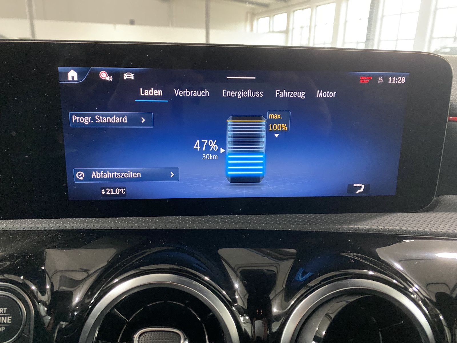 Fahrzeugabbildung Mercedes-Benz A 250 e AMG-Line Advanced/´19/Night/M-Beam/