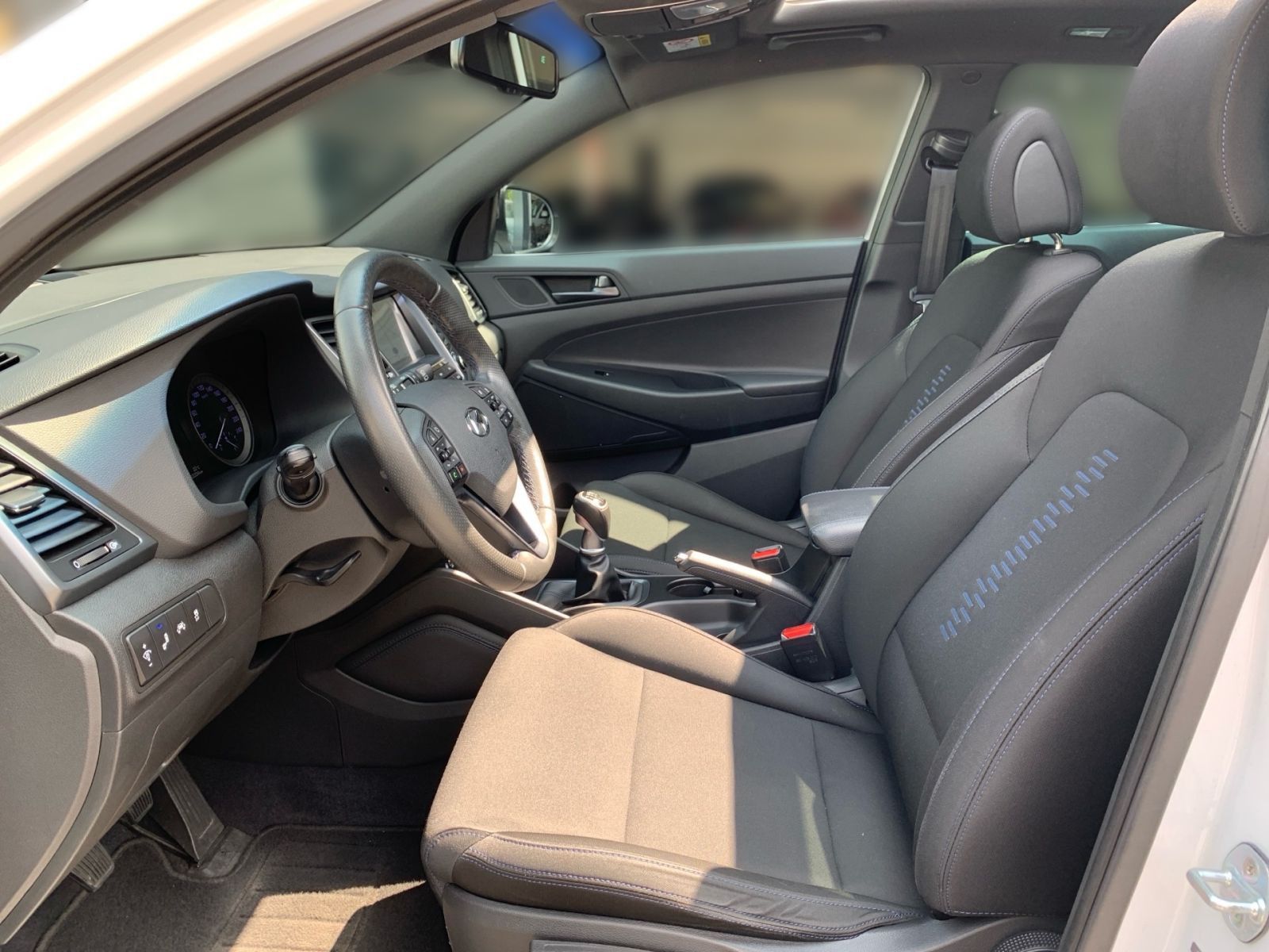 Fahrzeugabbildung Hyundai TUCSON 1.6 Turbo Passion + Panorama Dach