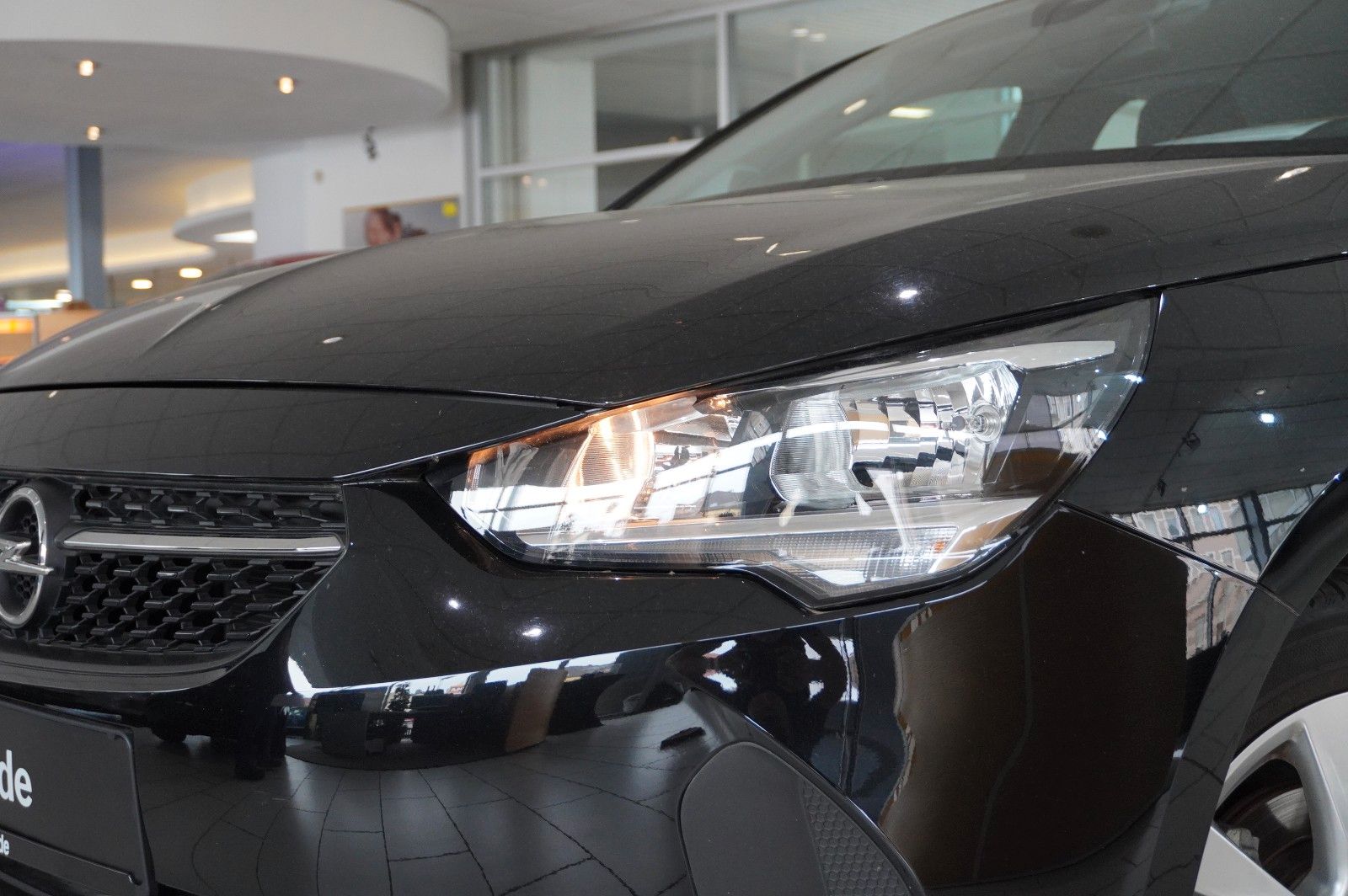 Fahrzeugabbildung Opel Corsa F 1.2 EDITION NAVI/TEMP/PDC/SPORT/DAB+