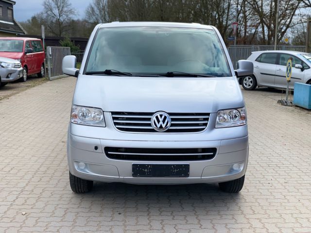 Volkswagen T5 Caravelle Comfortline lang 8 Sitze