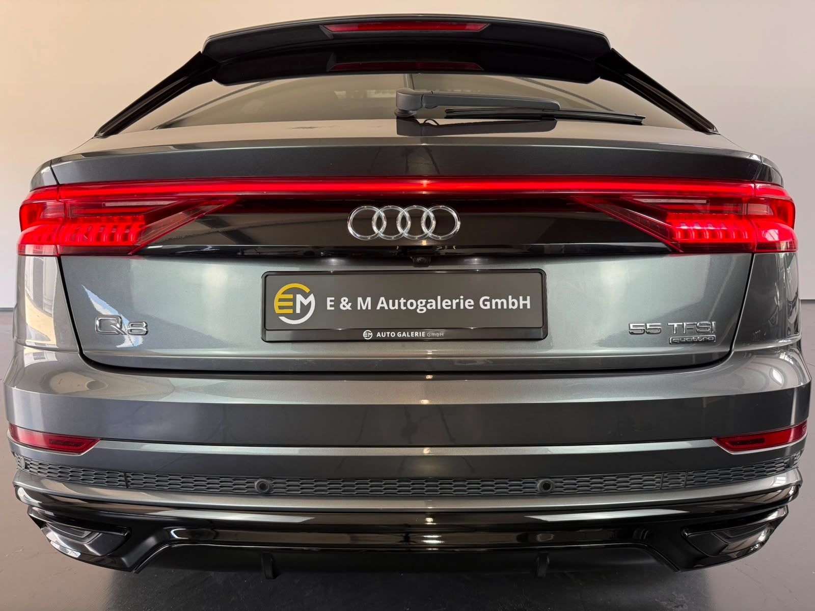 Audi Q8 55 TFSI qu S line Pano Air 360 B&O Matrix 22 foto 4