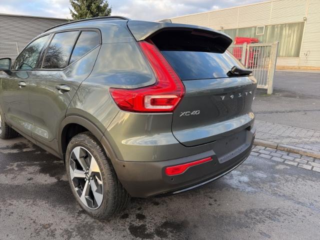 Volvo XC40 B4 Mild-Hybrid Ultra Dark Standheizung AHK 