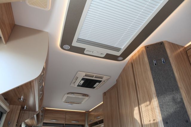 HYMER  ERIBA  HYMERCAR Nova Light 442  KLIMA AUTARK DUSCHE