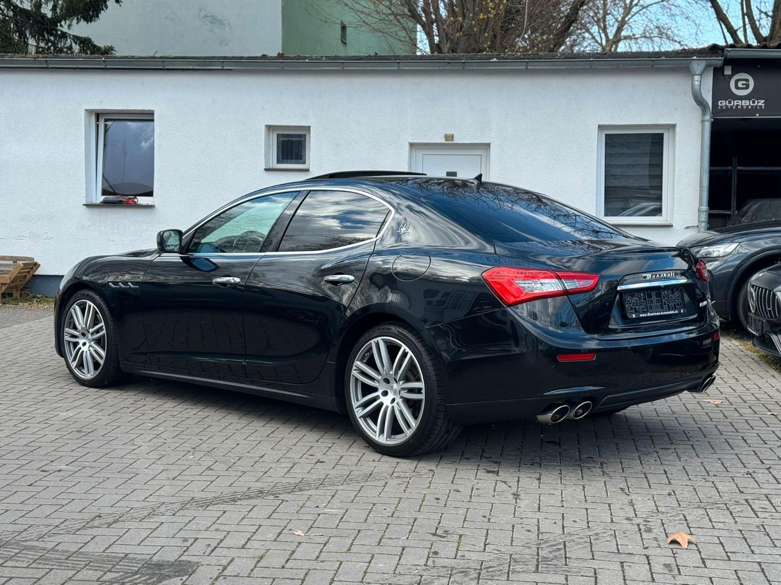 MASERATI GHIBLI 3.0 V6 DIESEL 272ch - CUIR - TOIT OUVRANT - CAMÉRA 360° - APPLE CARPLAY - BI-XÉNON