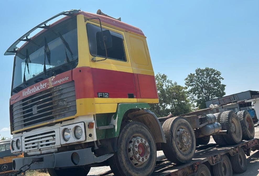 Volvo Truck  F12  8x4