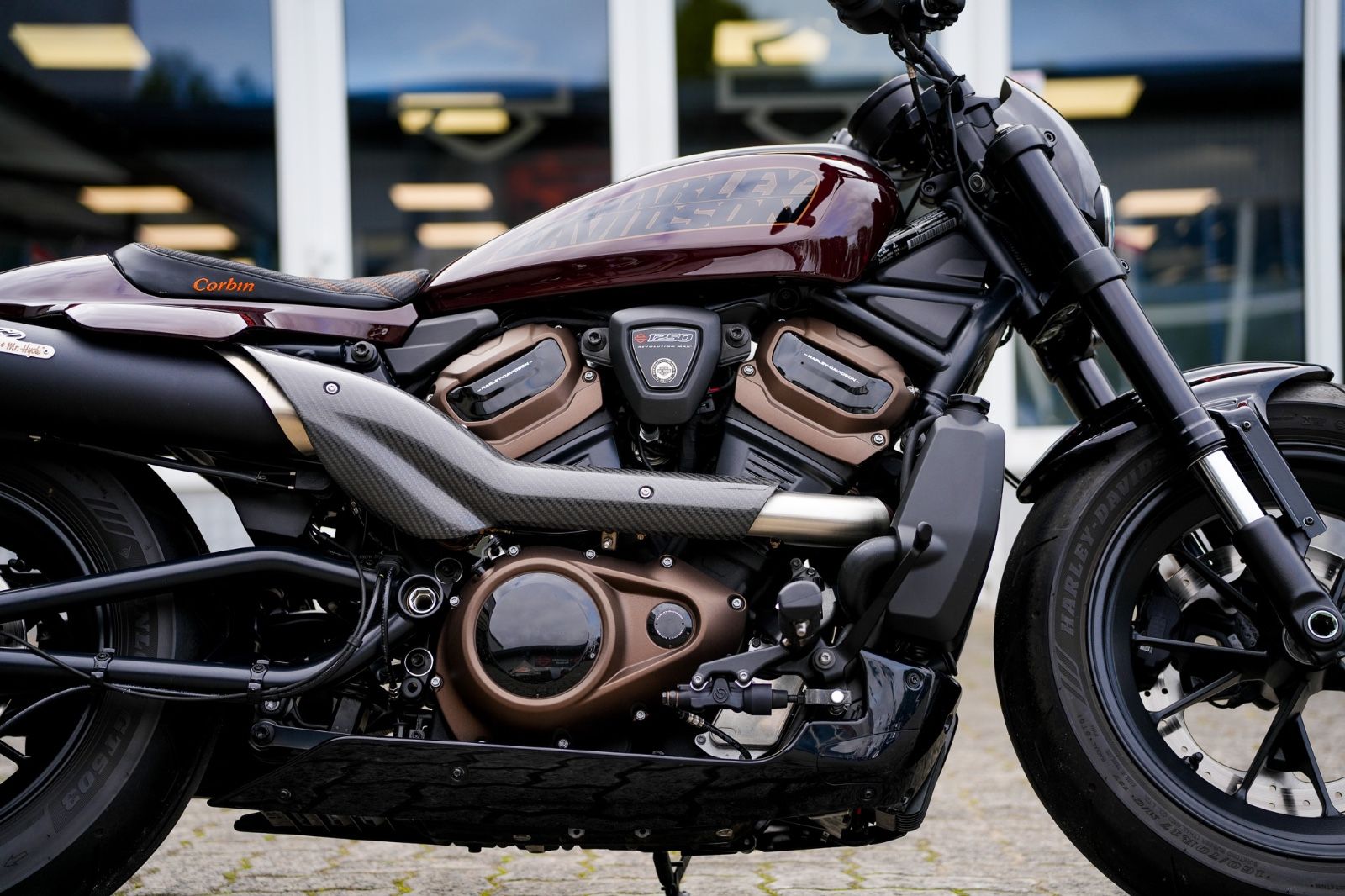 Fahrzeugabbildung Harley-Davidson RH1250S Sportster S - Jekill & Hyde