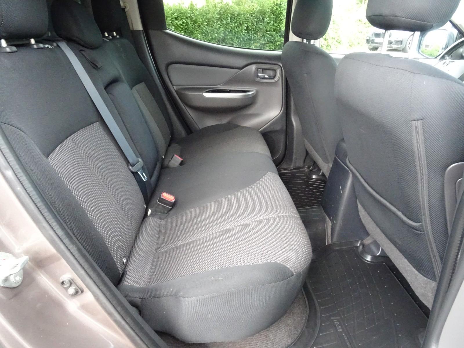 Mitsubishi L200 Plus Doppelkabine 4WD KLIMAUT. KAMERA AHK