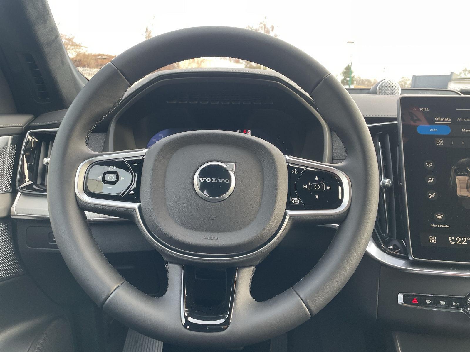 Volvo XC90 T8 AWD Ultra Black Edition 21" 360° 4C B&W