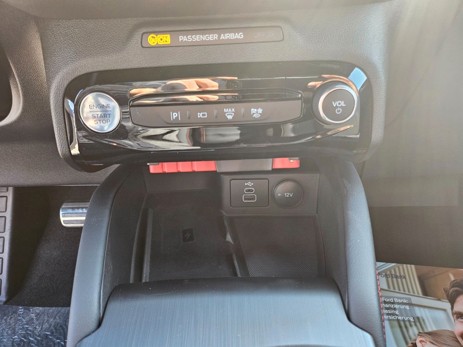 Fahrzeugabbildung Ford Kuga Hybrid ST-Line X