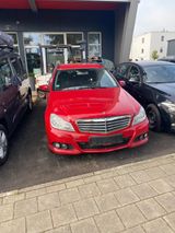 Mercedes-Benz C 180 C 180 CDI T BlueEFFICIENCY - Mercedes-Benz C 180: Cdi Blueefficiency