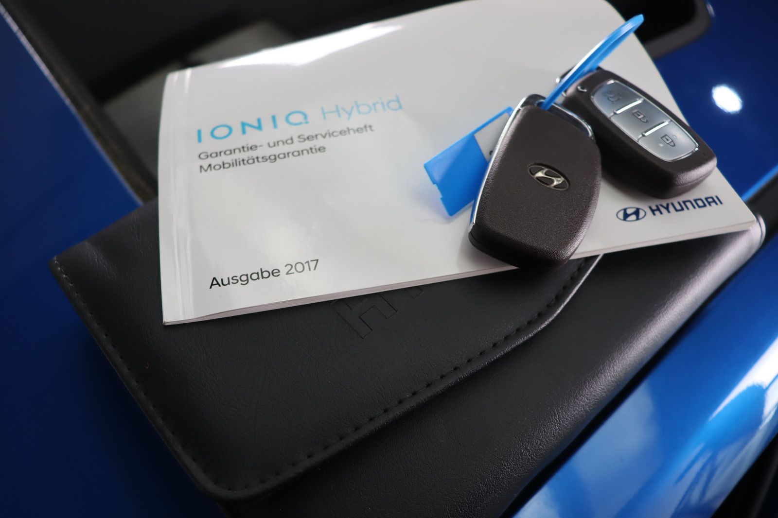 Fahrzeugabbildung Hyundai IONIQ * Memory * Sitzhzg./-lüftung Premium Plug-