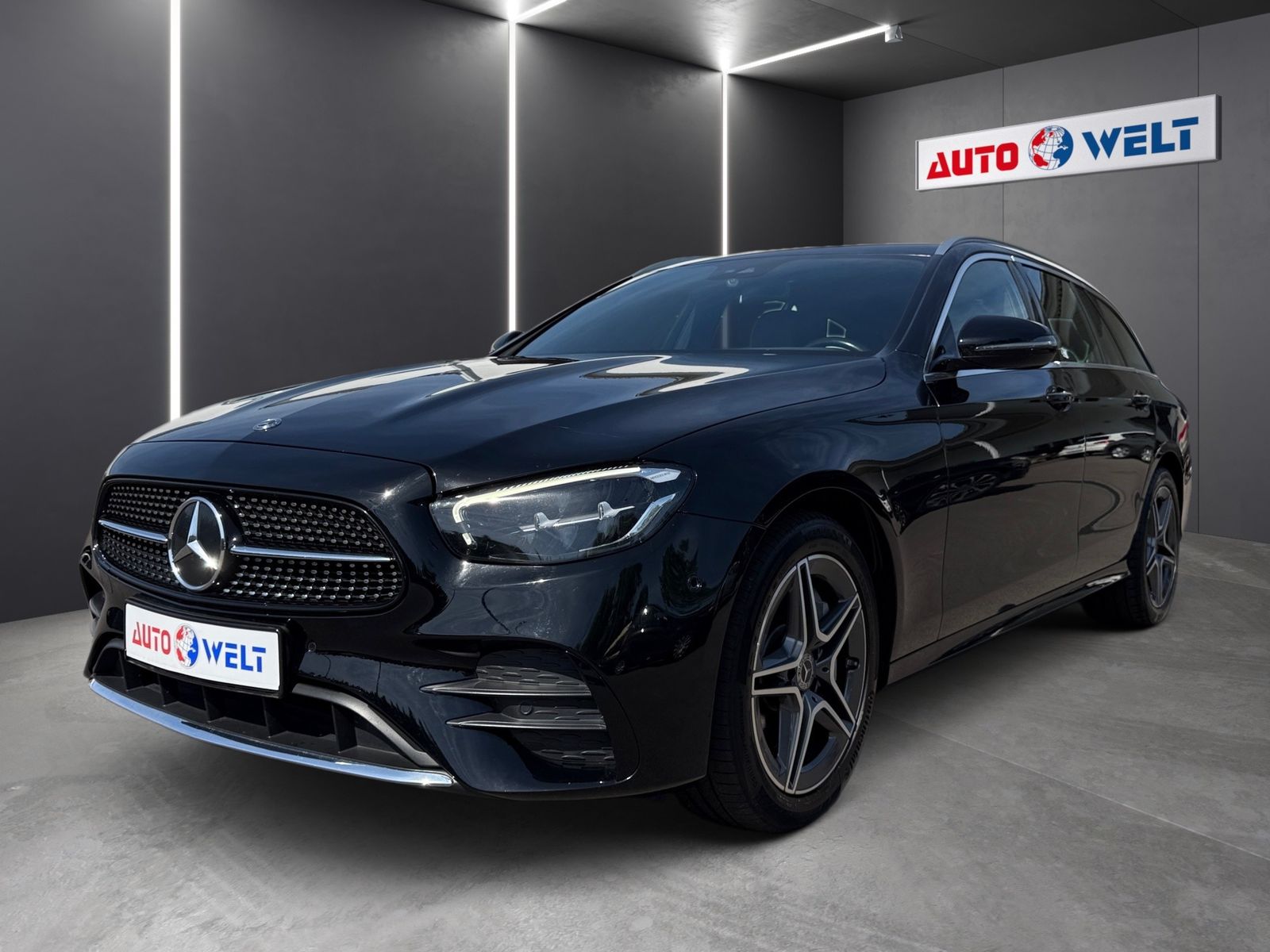 Mercedes-Benz E300 e T AMG Line LED Kamera Standheizung Navi