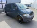 Volkswagen T5 Transporter Bus Multivan Beach 2. Hand - VW T5 Gebrauchtwagen in Bielefeld