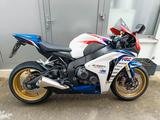 Honda SC59 Fireblade CBR1000 RR - HONDA CBR 1000 SC59