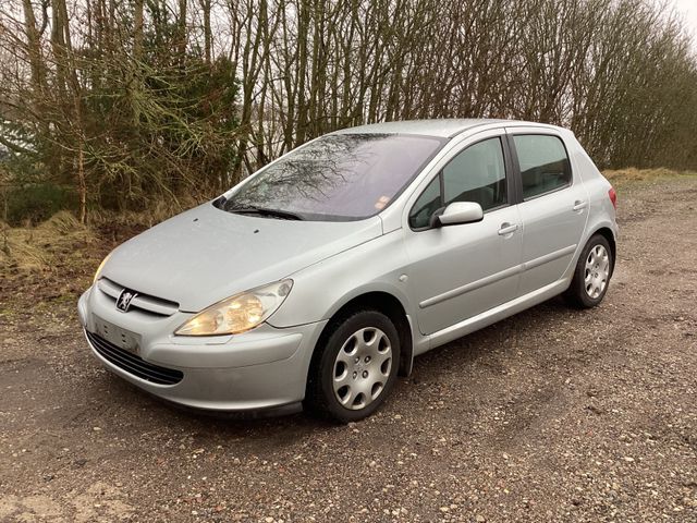 Peugeot 307 2,0 HDI 5 D