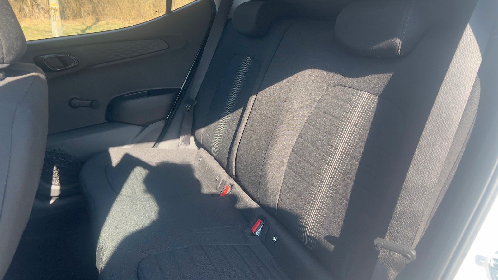 Fahrzeugabbildung Hyundai i10 1.0 Select *Navi*Klima*CarPlay*RFKamera*PDC*