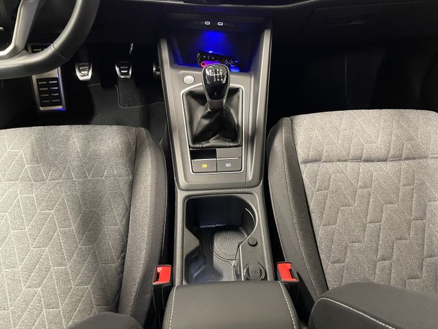 Golf VIII Move 1.5 TSI LED NAVI ACC