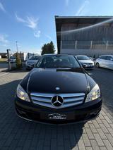 Mercedes-Benz CGI 200 AVANTGARDE/AUTOMATIK/PDC/NAVI/SHZ/TEMP - gebrauchte Mercedes-Benz C 200 aus dem Jahr 2010