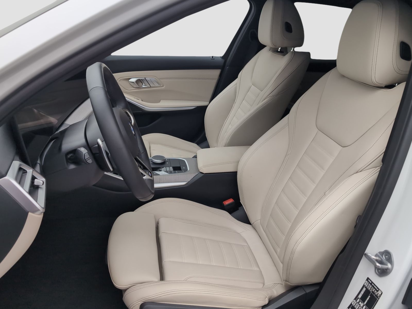 BMW 330 - Bild 8