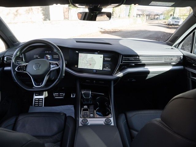 Touareg R 4M. eHybrid Leder AHK KAM HUD Luft