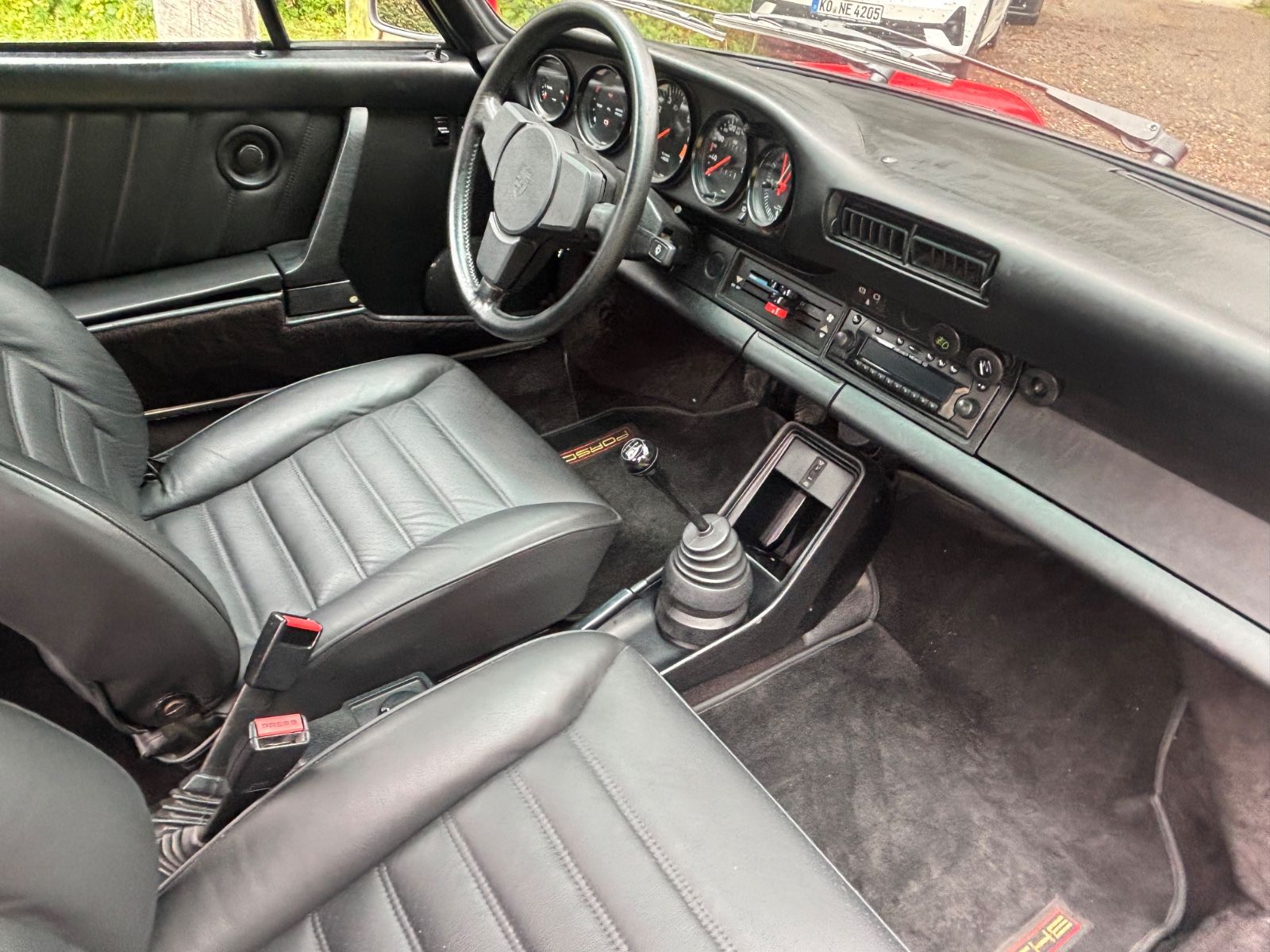 PORSCHE 911 9