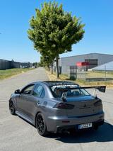 Mitsubishi Lancer Evolution 10 - Mitsubishi Lancer Evolution mit Benzin-Antrieb