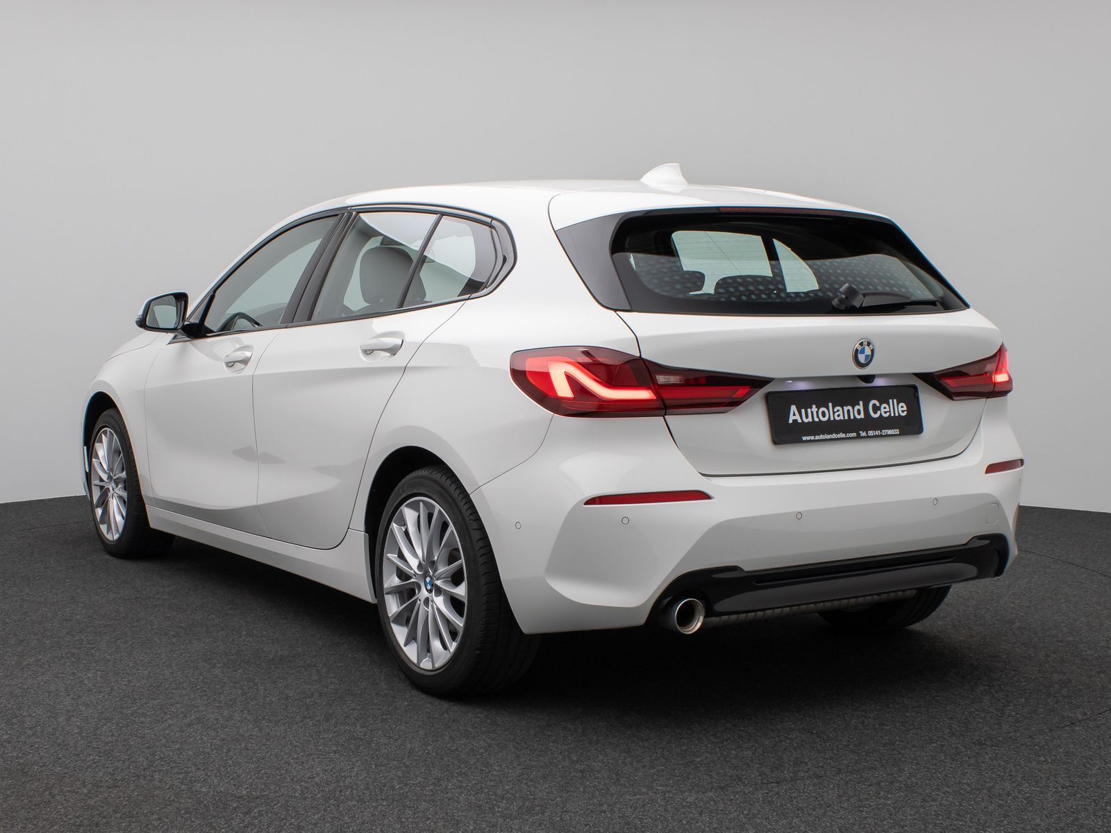 Fahrzeugabbildung BMW 118i SportLine Kamera DAB Lenkrhzg Komfort Alarm