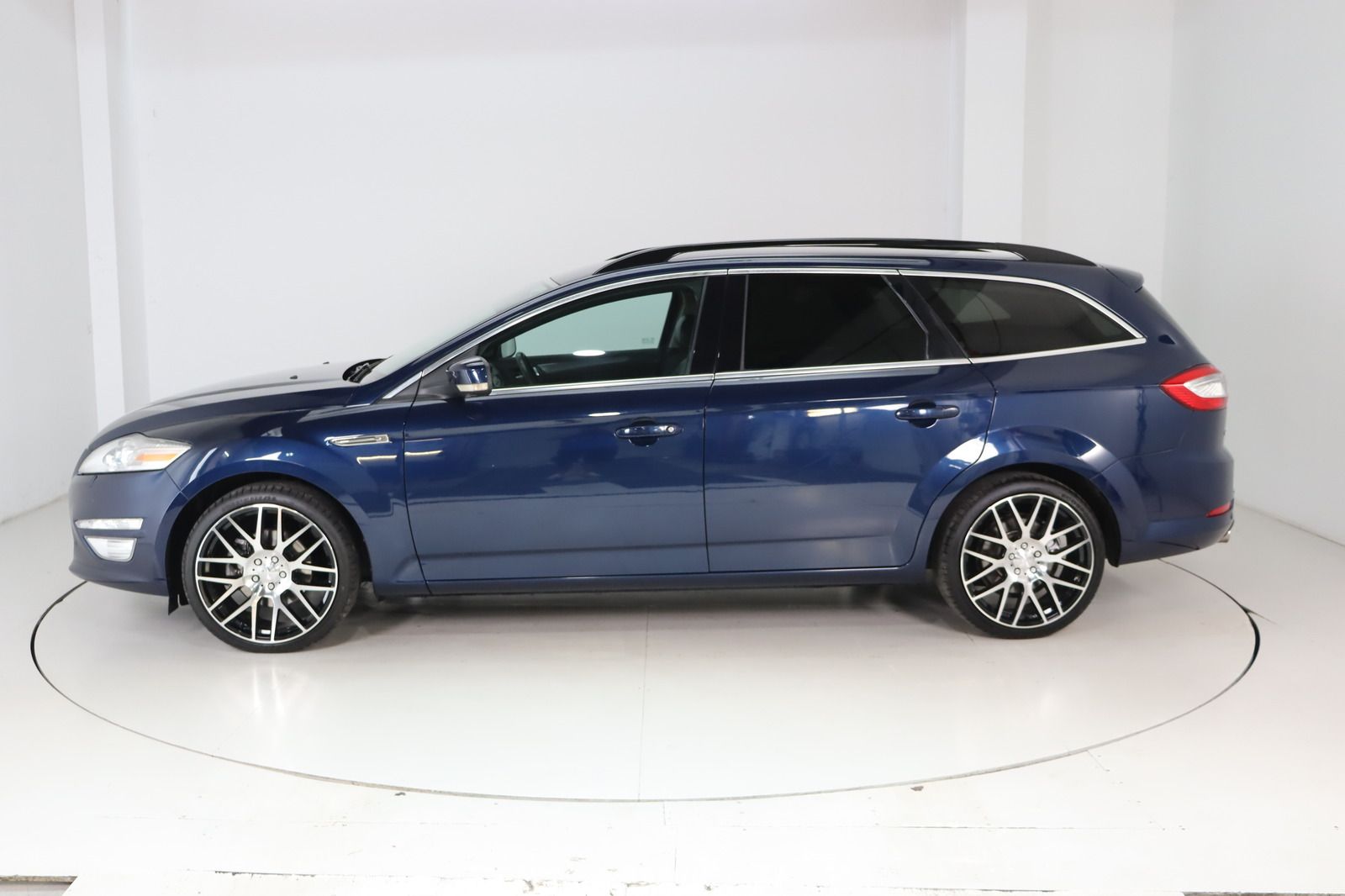 Fahrzeugabbildung Ford Mondeo Turnier 2.0i Titanium * Sitzhzg * Top