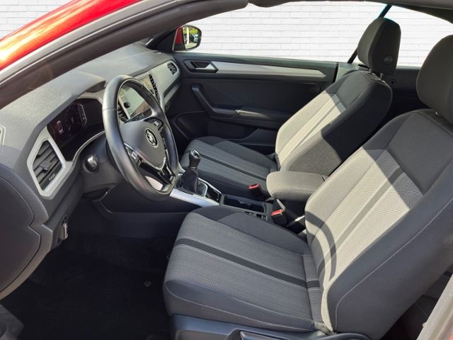 Fahrzeugabbildung Volkswagen T-Roc Cabriolet Style 1.5 l TSI OPF