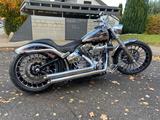 Harley-Davidson FXSBSE Breakout CVO - HARLEY-DAVIDSON FXS