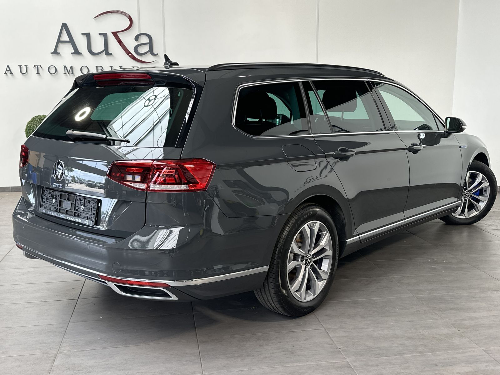Fahrzeugabbildung Volkswagen Passat Variant 1.4 TSI GTE NAV+LED+AHK+KAMERA+PP