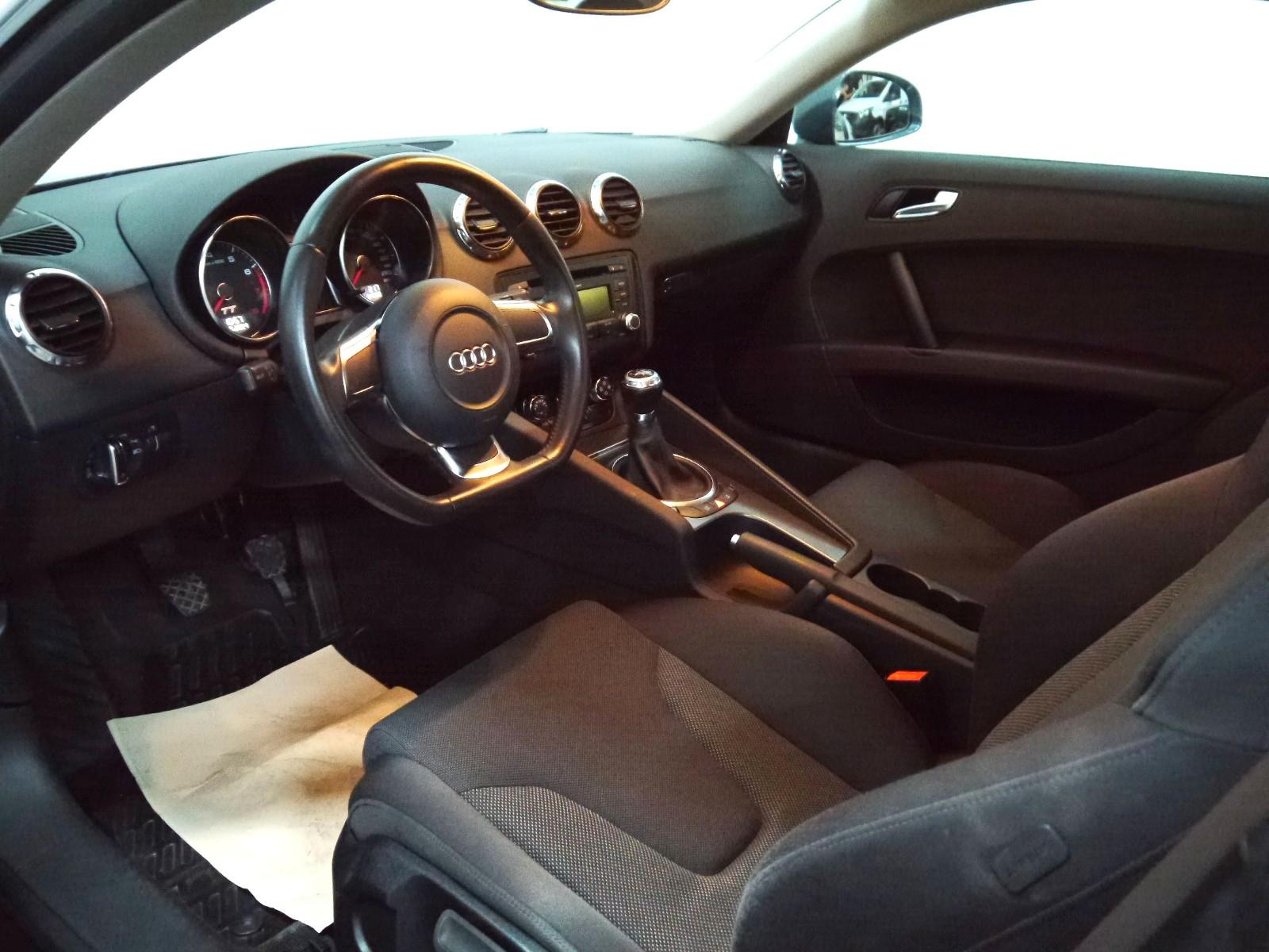 Audi TT Coupe 1.8 TFSI CD Klima PDC Xenon Wenig KM!