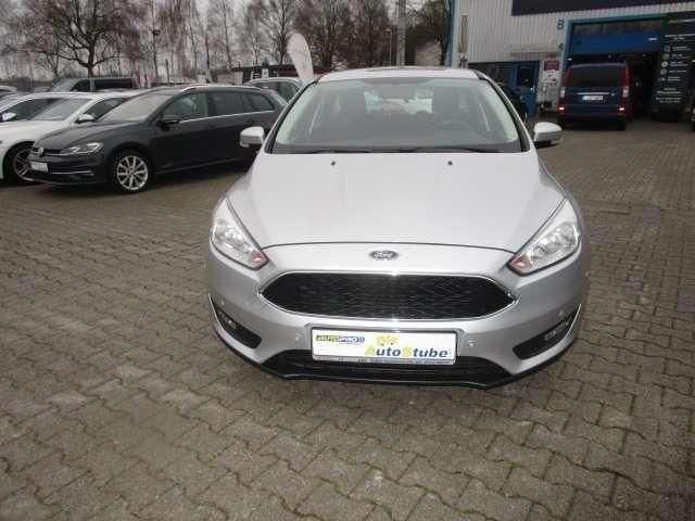 Ford Focus Business Turnier mit Klima-PDC-ESP-ABS-Met