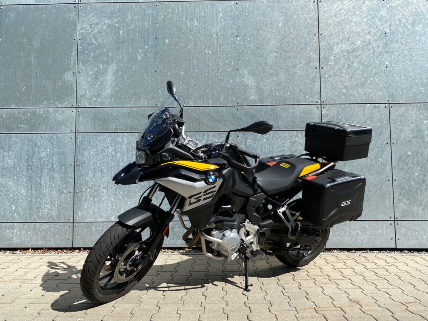 Fahrzeugabbildung BMW F 750 GS 40 Jahre Edition Topcase, Seitenkoffer