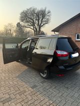 Ford Grand C-Max 1,0 EcoBoost 92kW Business Editi... - Ford Grand C-Max: Business