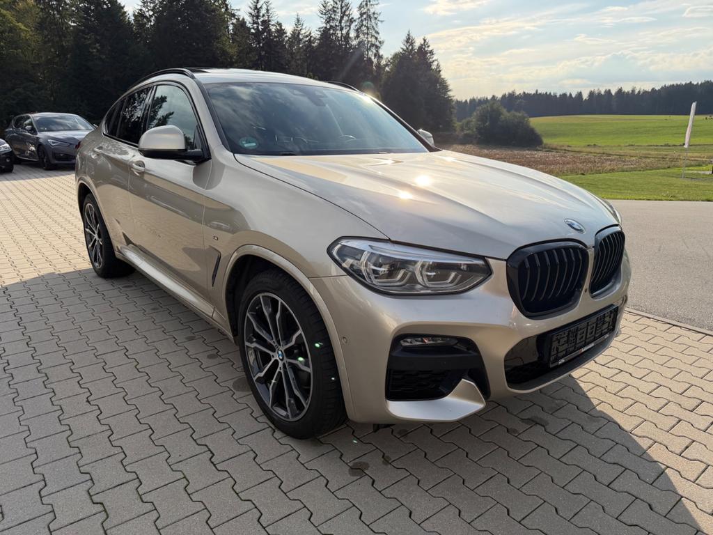 BMW X4 30d xDrive M Sport PANO StH 360 ACC HUD 2020