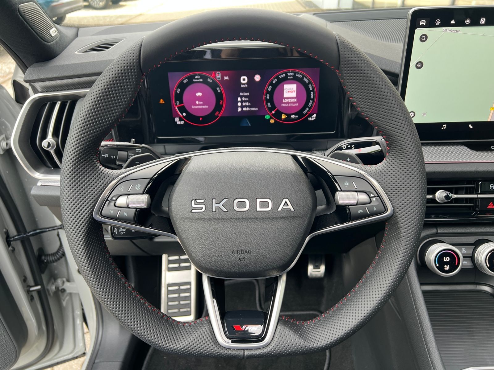 Fahrzeugabbildung SKODA Kodiaq RS 2.0 TSI DSG 4x4 *CANTON, Panorama, Sta
