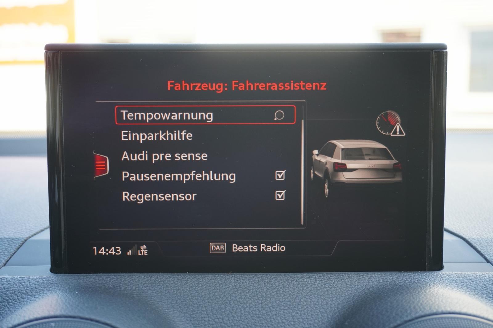 Audi Q2 1.5 TFSI S-Line sport S-Tronic LED Navi AHK