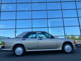Mercedes-Benz 190 E 2.3 16V 170PS Leder EVO  W201 - Mercedes-Benz 190: Evo2