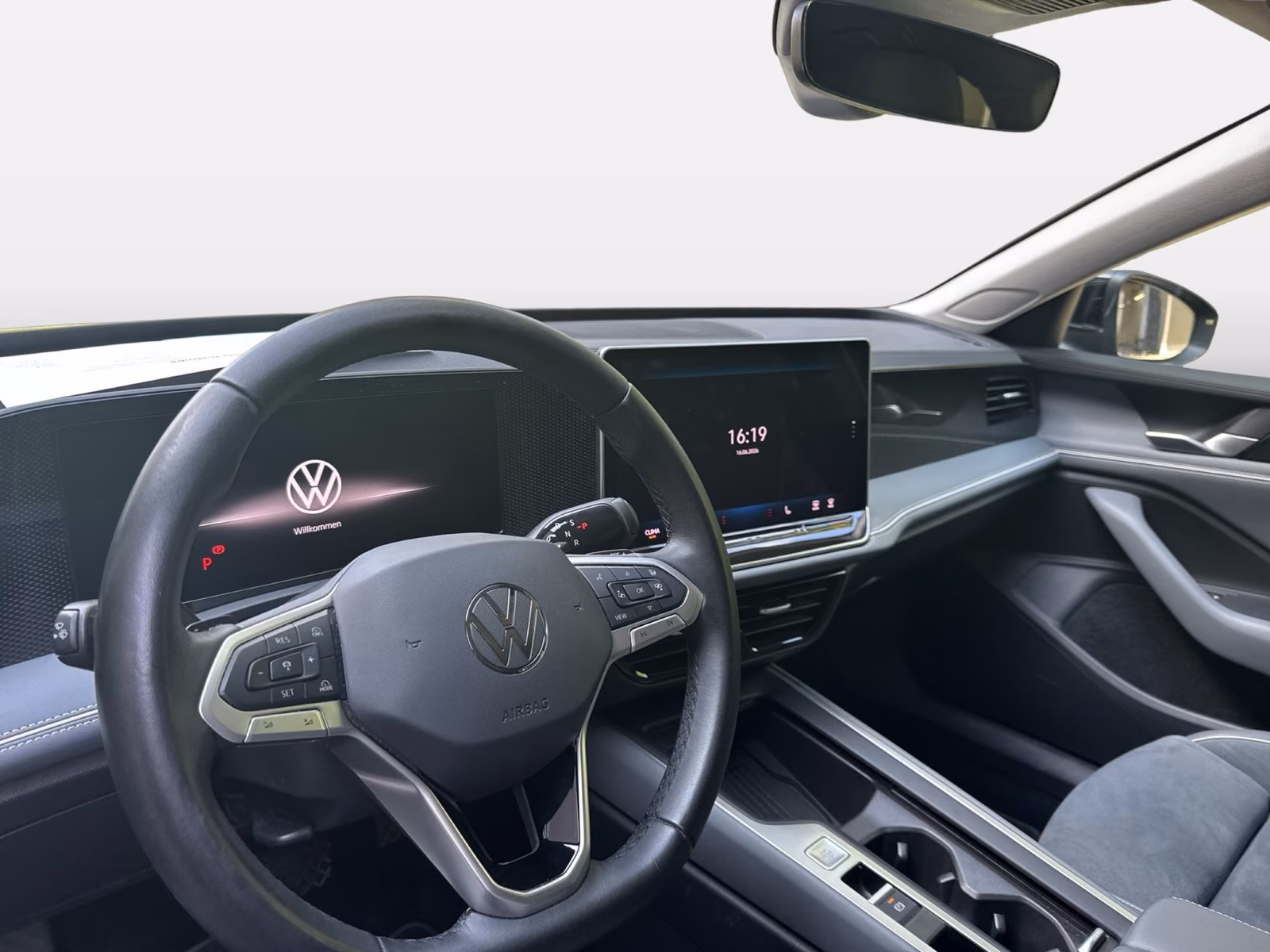 Volkswagen Passat 1.5 eTSI DSG Business CarPlay AHK, миниатюра 14